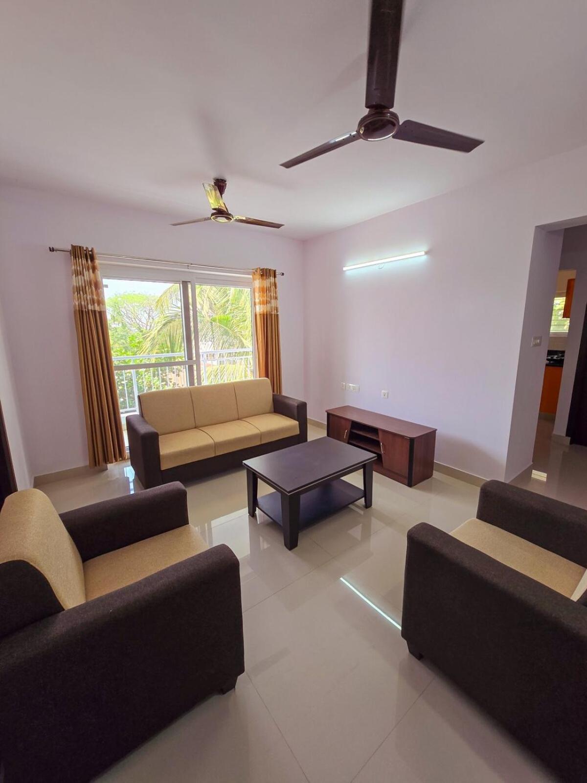 Cozy Easy Access - Groceries & Transport Apartment *