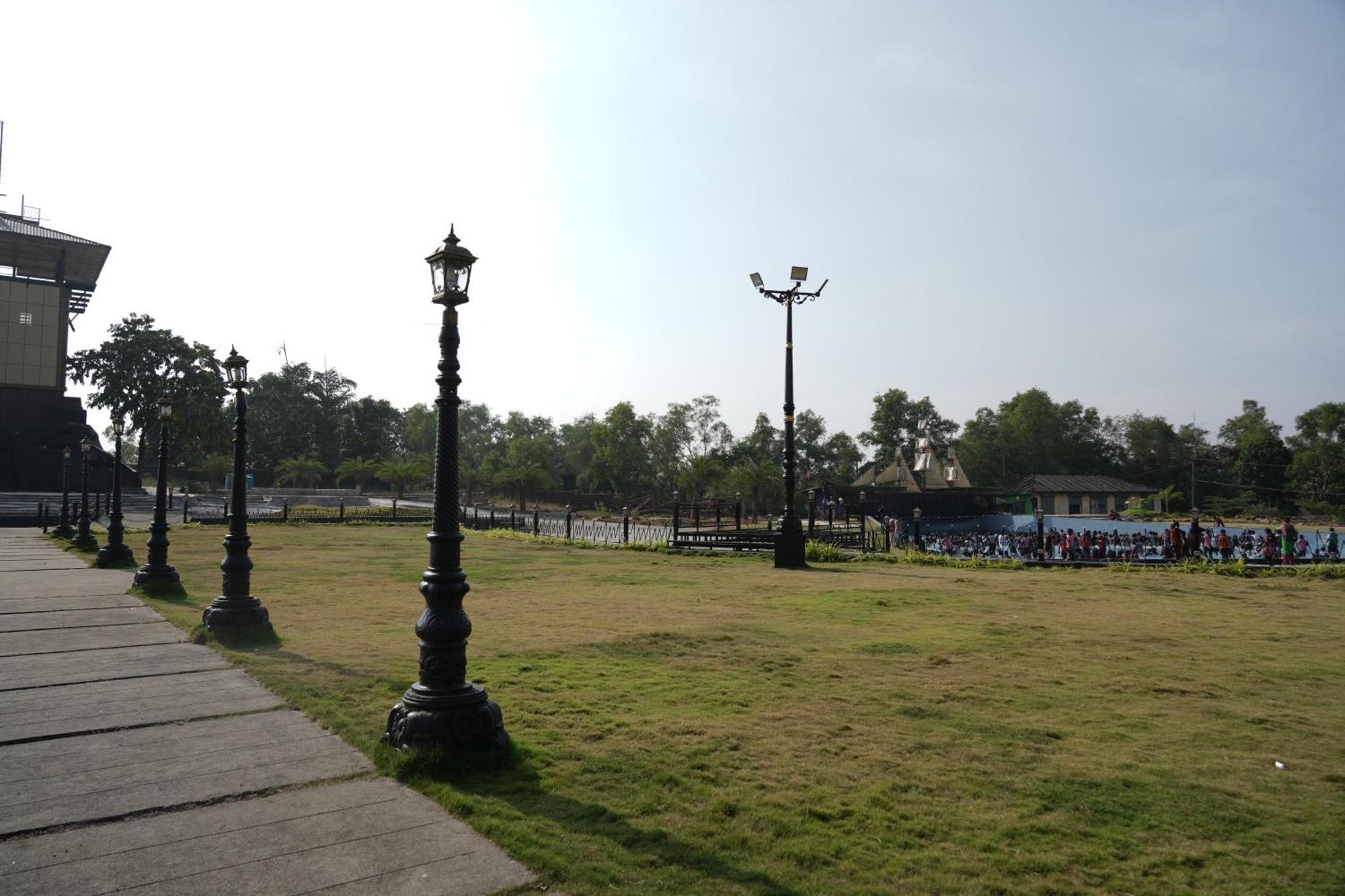 Manasa Water Park And Hotel *