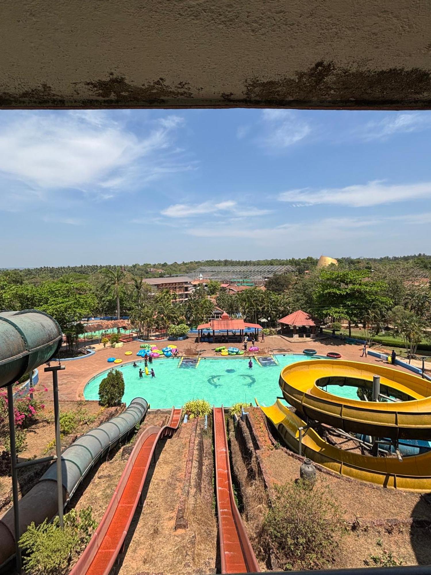 Hotel Manasa Water Park And Mangalore