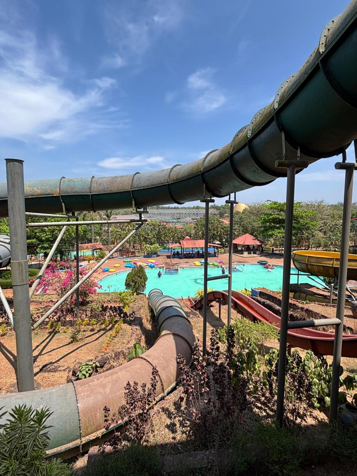 Manasa Water Park And