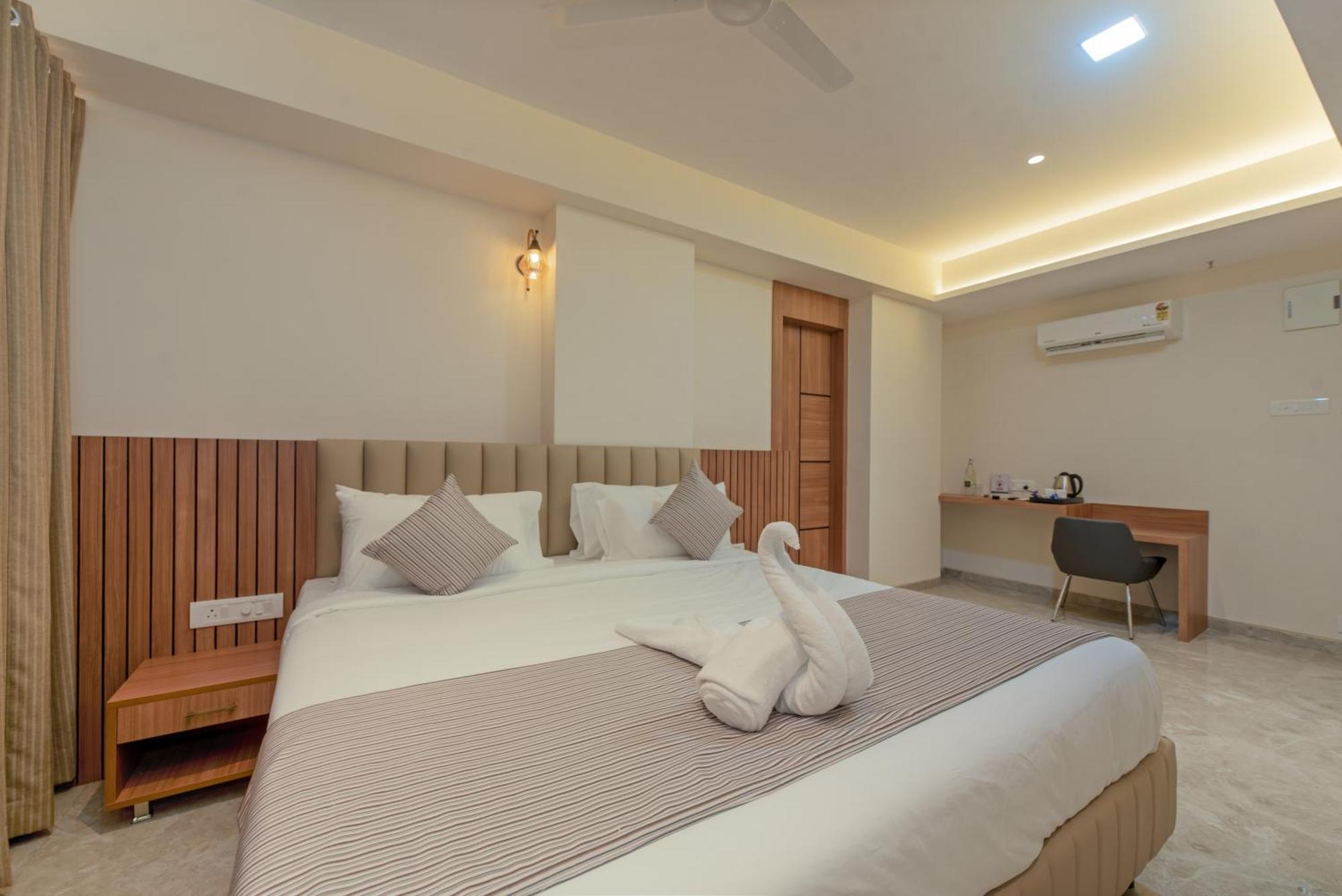 Hotel Shoolin Comforts Mangalore