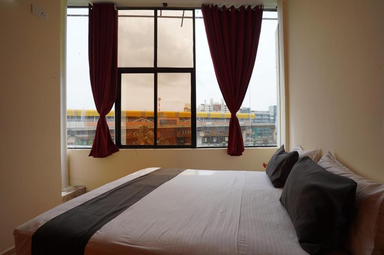 Mangalore City Hotel *