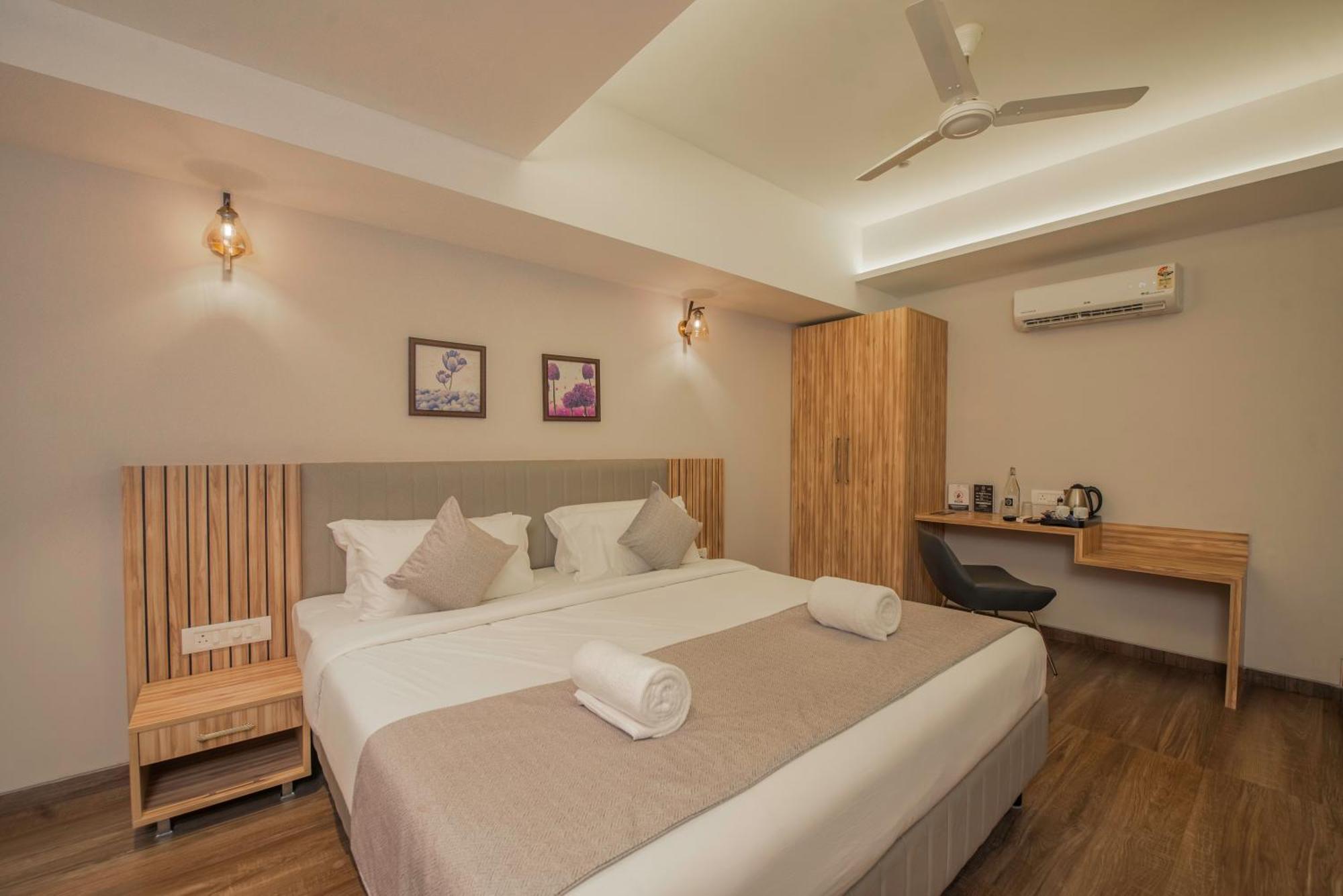Shoolin Comforts Hotel 3*