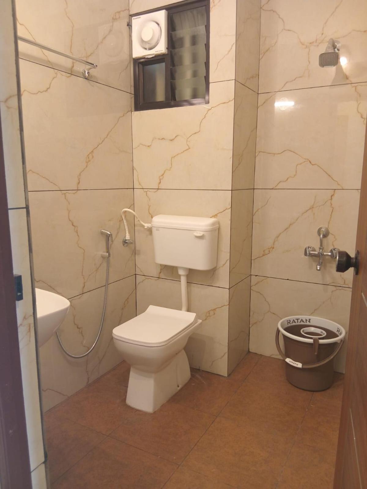 G K Residency Hotel 3*