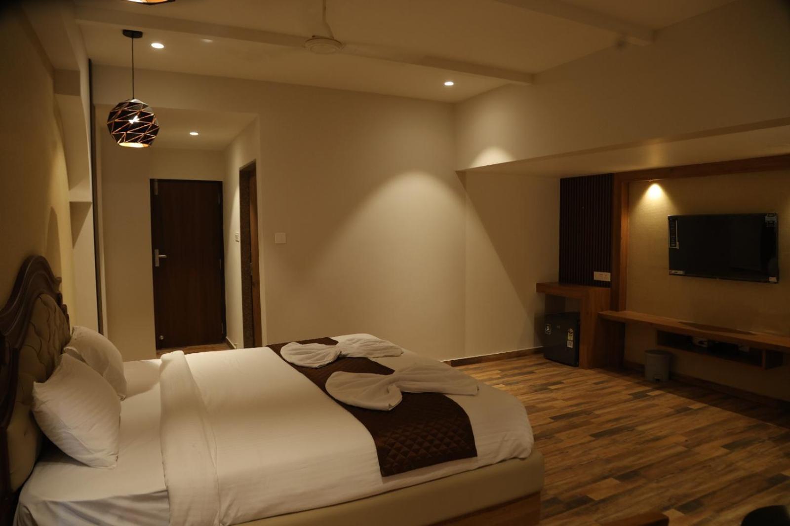 Resort Palm Breeze *