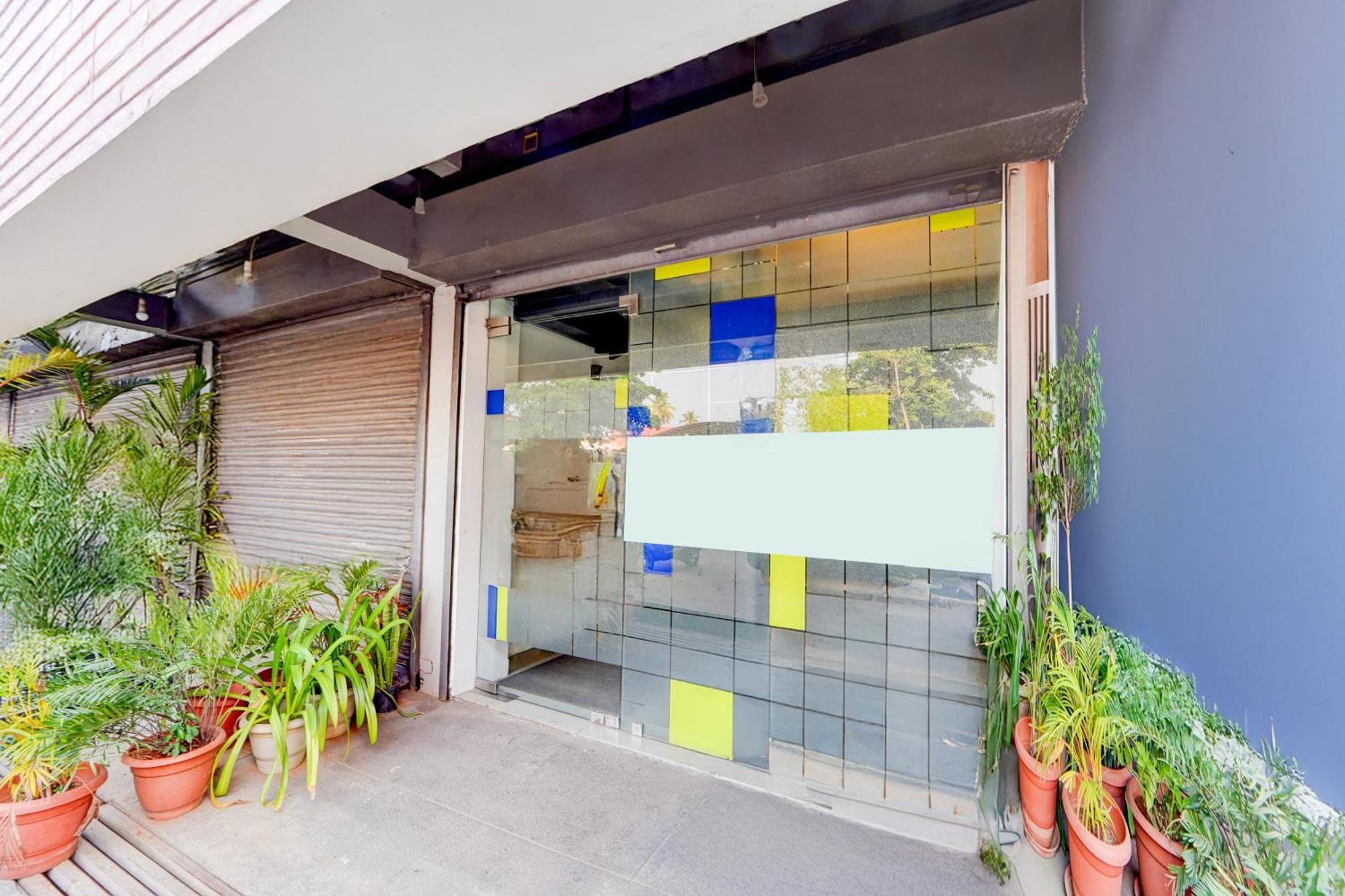 Super Townhouse Oak Hotel 3*