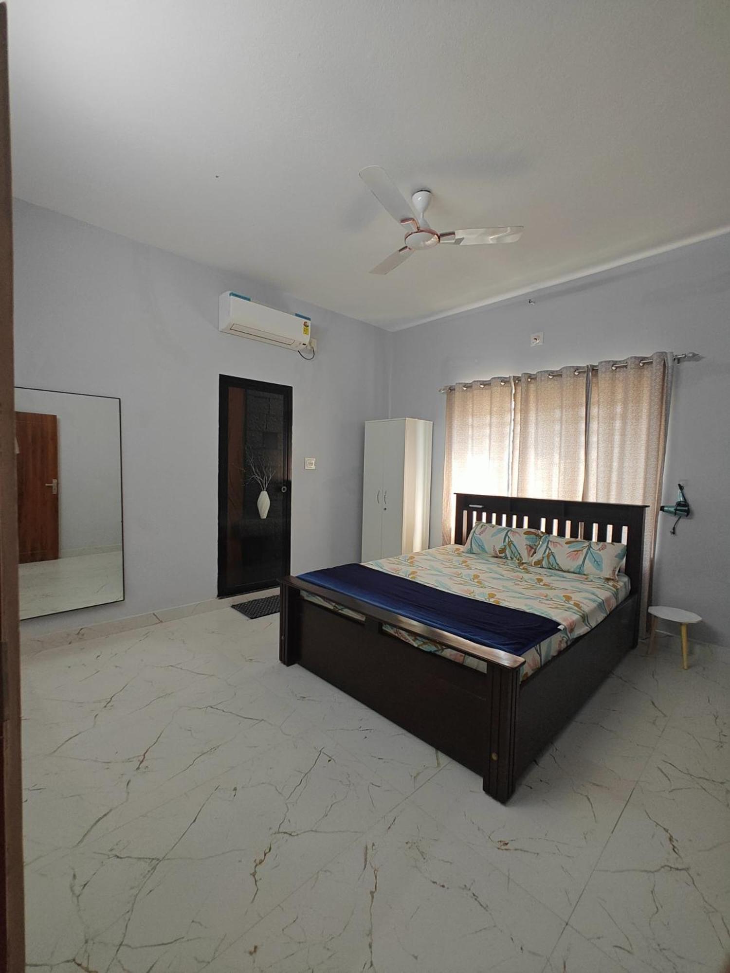 Sukruthi Service Apartment *