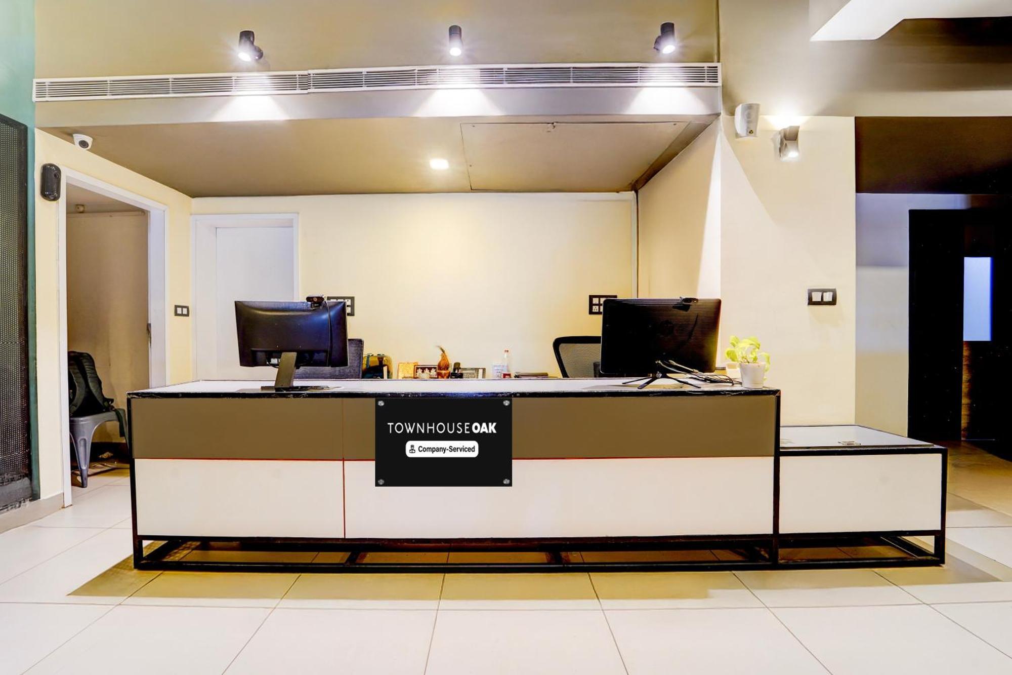 Super Townhouse Oak Hotel Mangalore