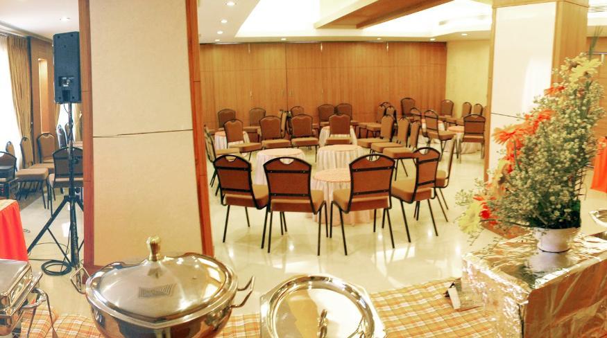 Deepa Comforts Hotel
