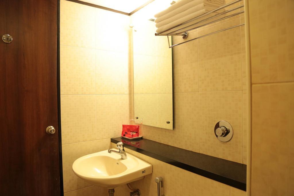Hotel Oyo 1604 Hotel Suman Residency