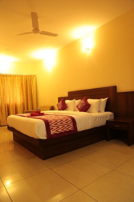 Oyo 1604 Hotel Suman Residency Mangalore
