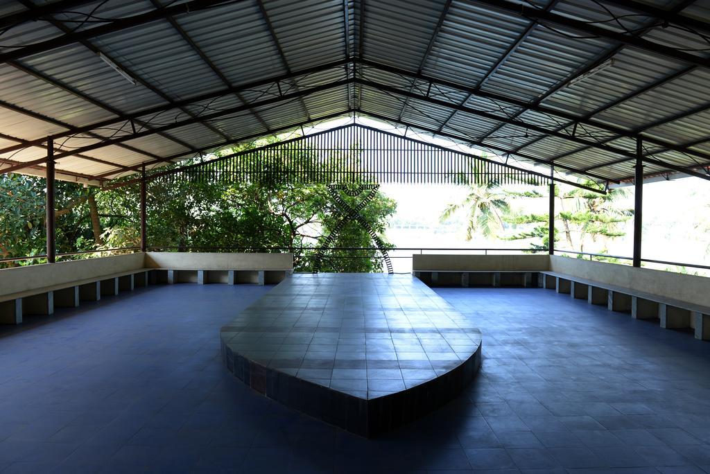 Guest house Nisarga Nirvana River House *