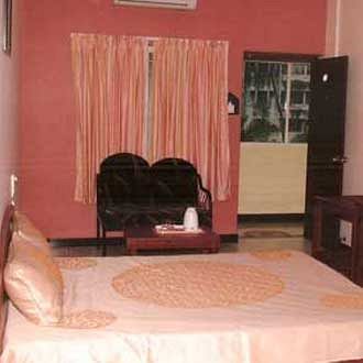 Woodside Hotel 2*