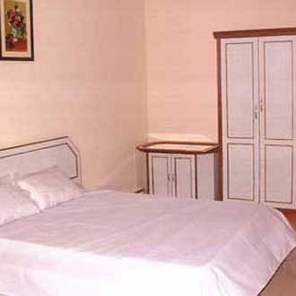 Woodside Hotel