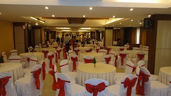 Hotel Deepa Comforts 4*