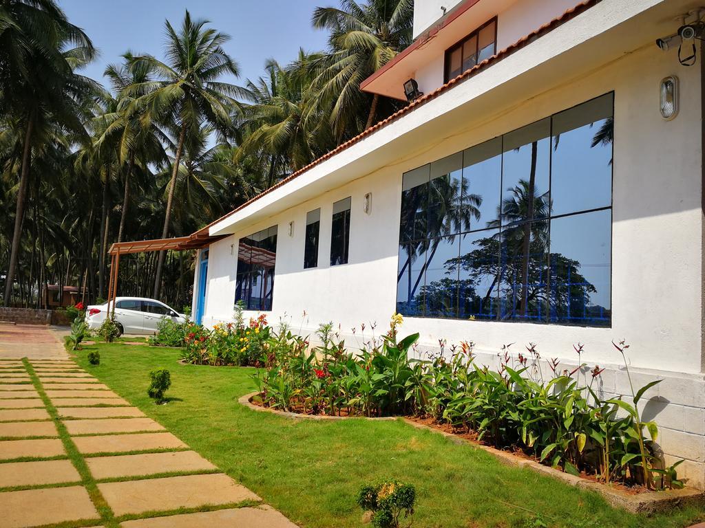 Nisarga Nirvana River House Guest house *