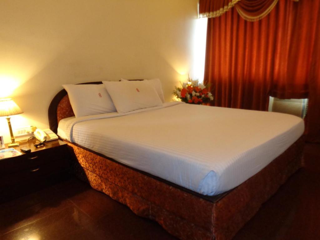 Poonja International Hotel Mangalore