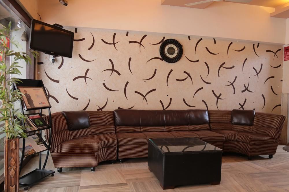 Roopa 3* Mangalore
