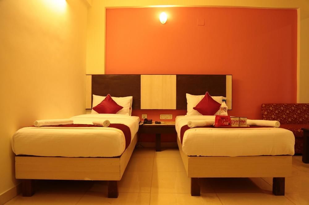 Roopa Hotel Mangalore
