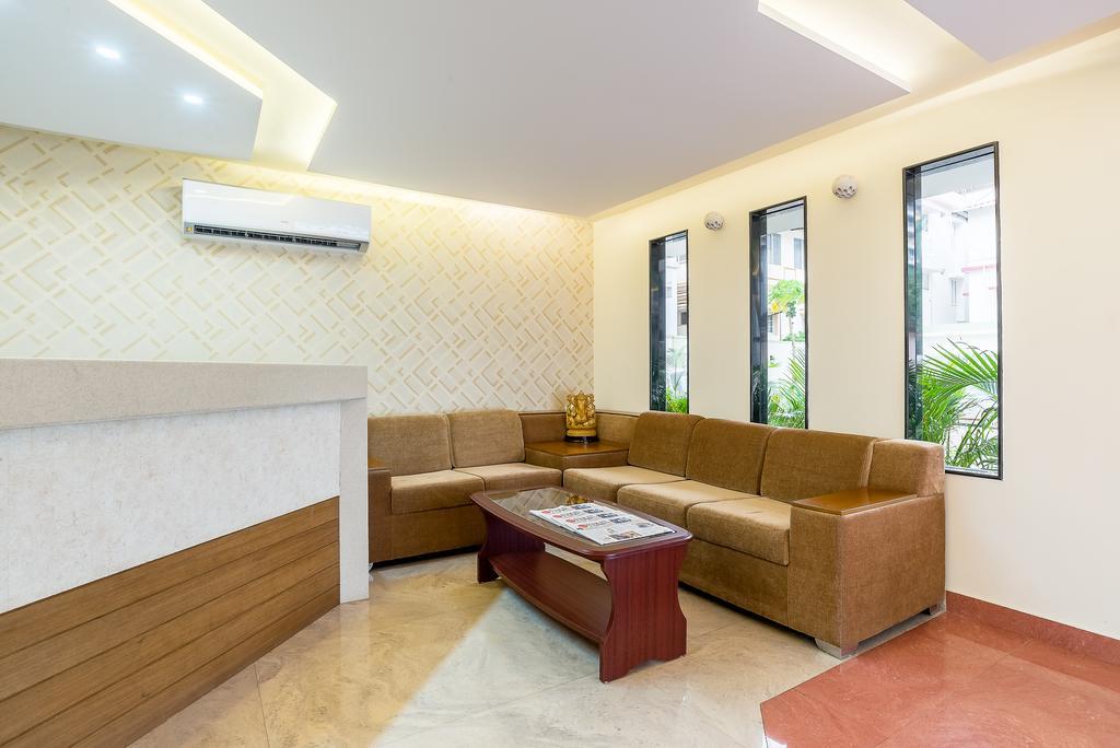 Hotel Treebo Pappilon Palace - Pvs Circle Mangalore