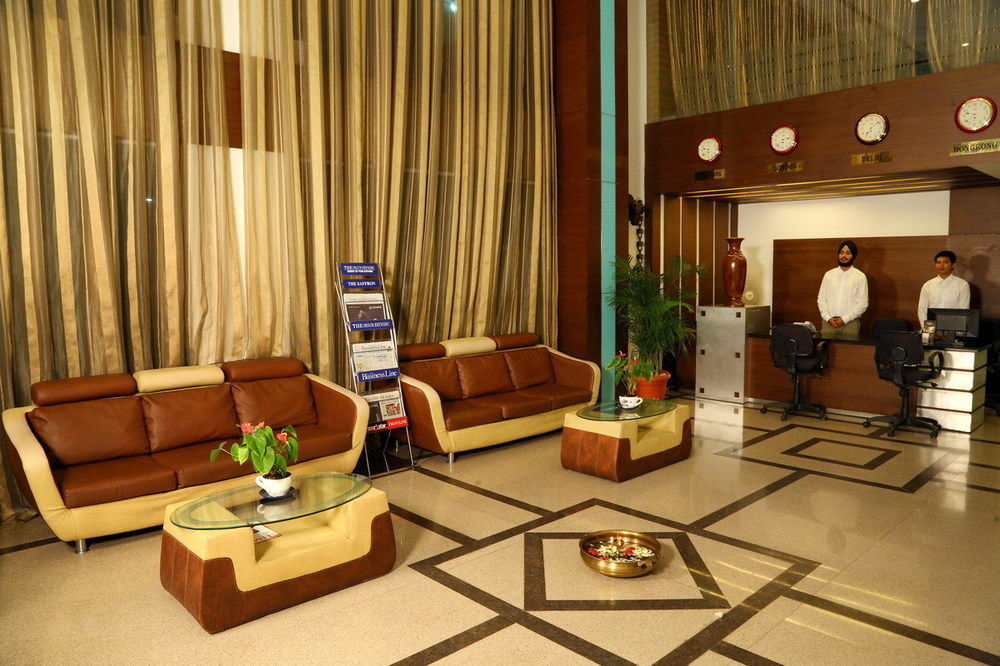 The Verda Saffron Hotel 3*