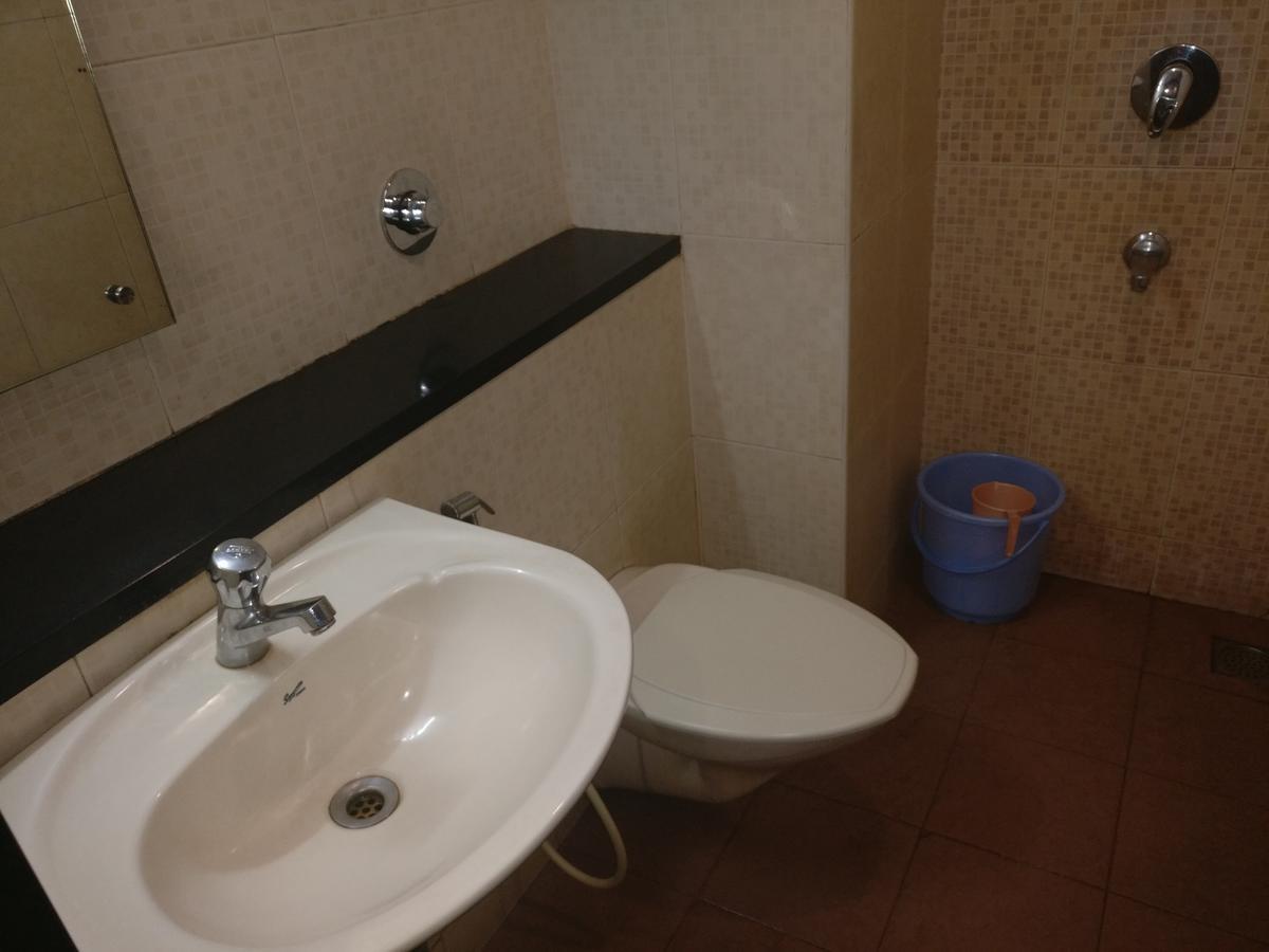 Suman Residency Hotel *