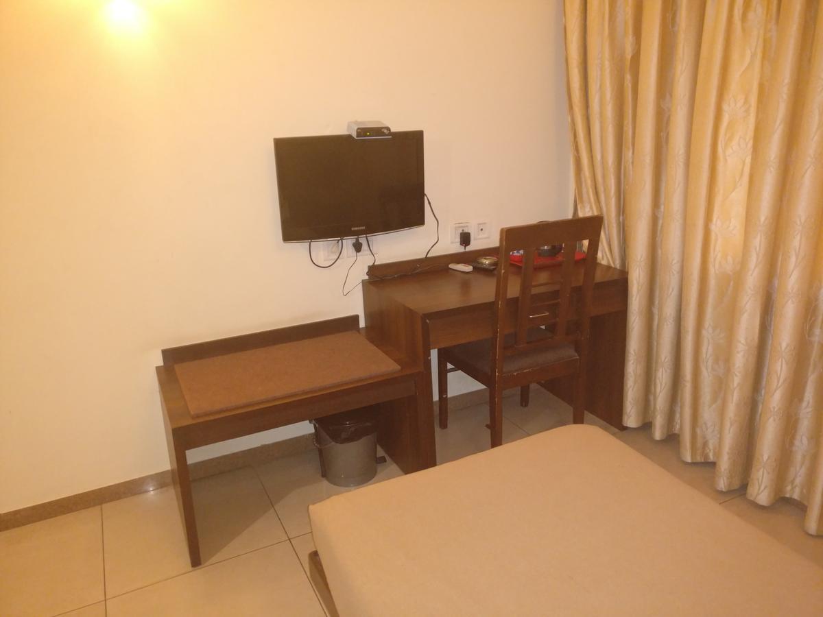 Hotel Suman Residency