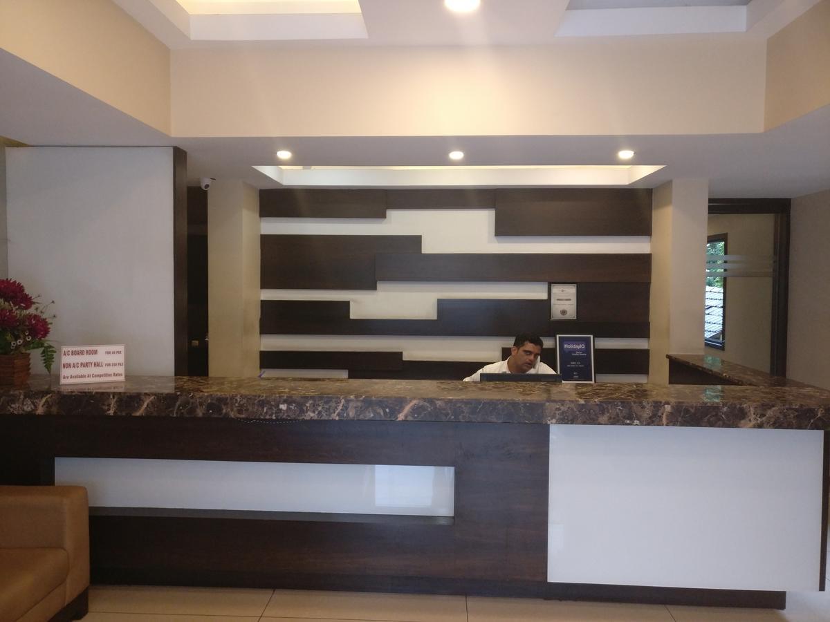 Hotel Suman Residency