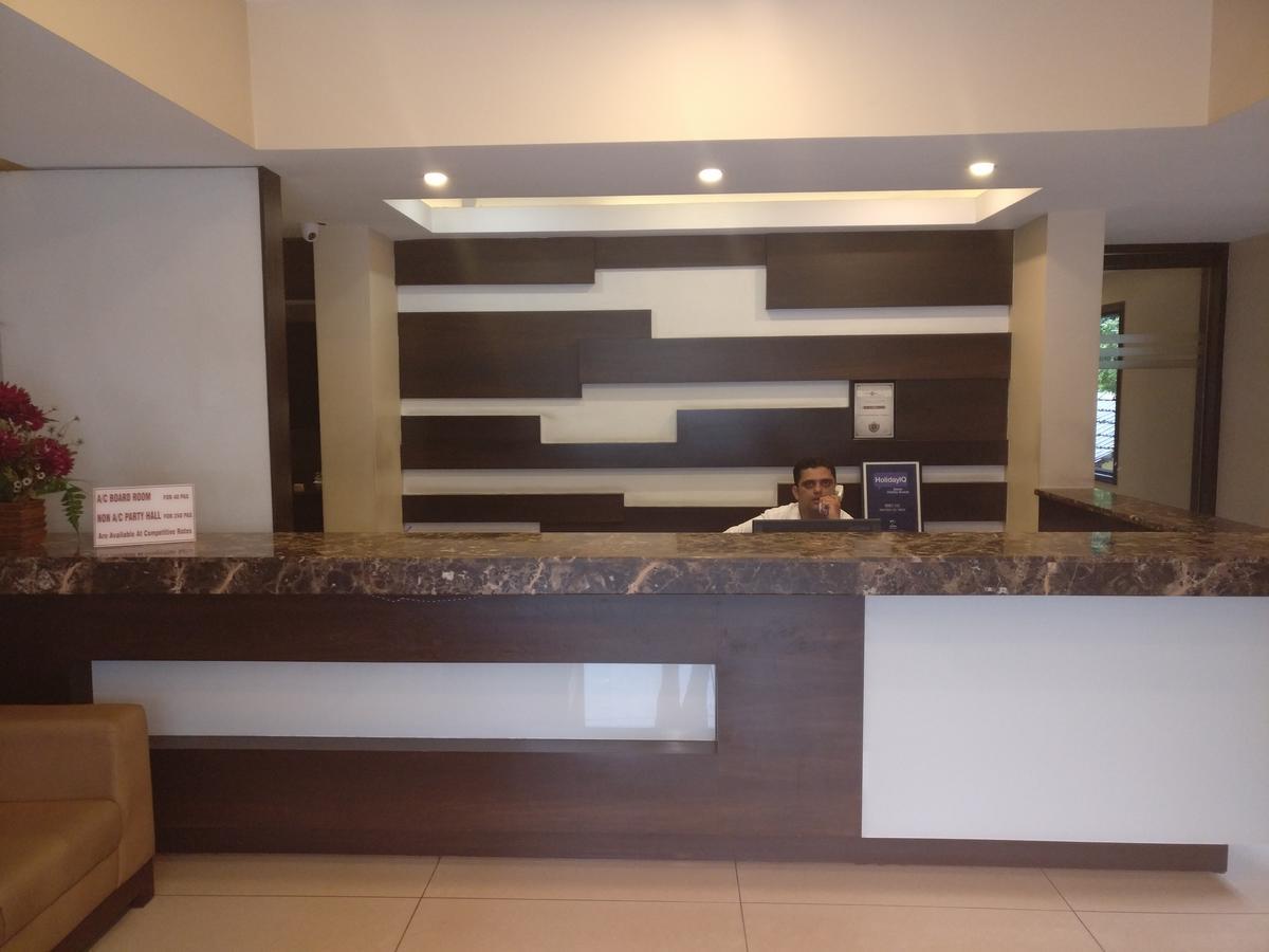 Hotel Suman Residency