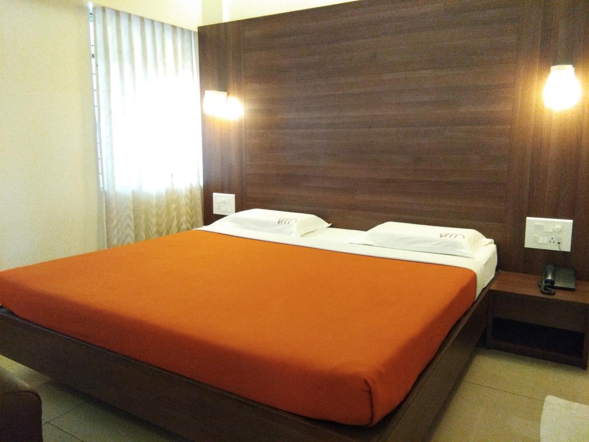 Hotel Vasanth Mahal *