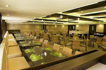 Hotel The Ocean Pearl Mangalore