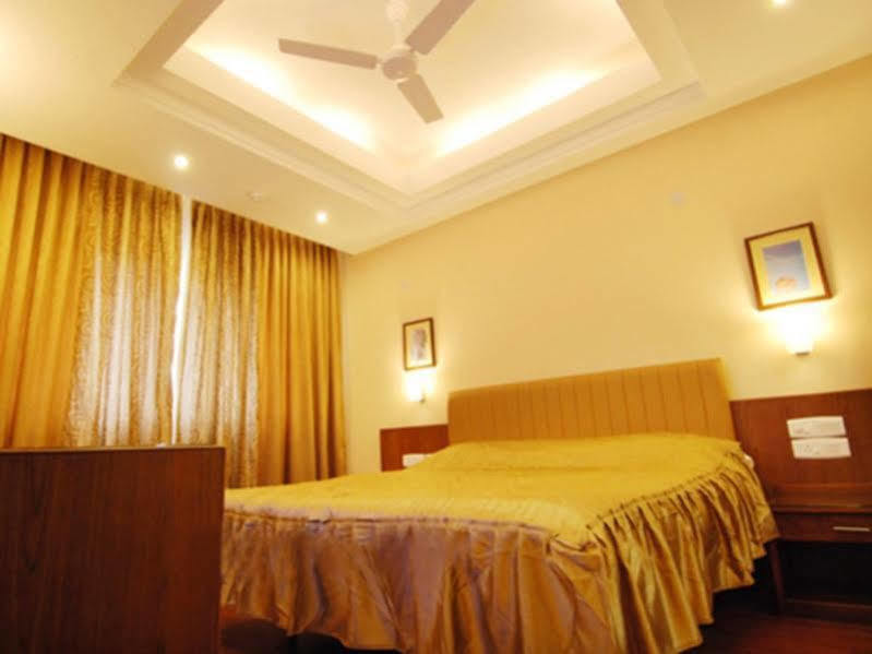 Deepa Comforts 4*