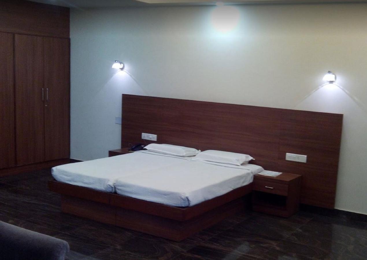 Hotel Abhiman Residency 2*