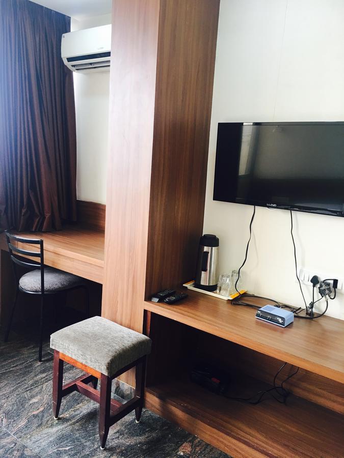 Abhiman Residency Hotel 2*