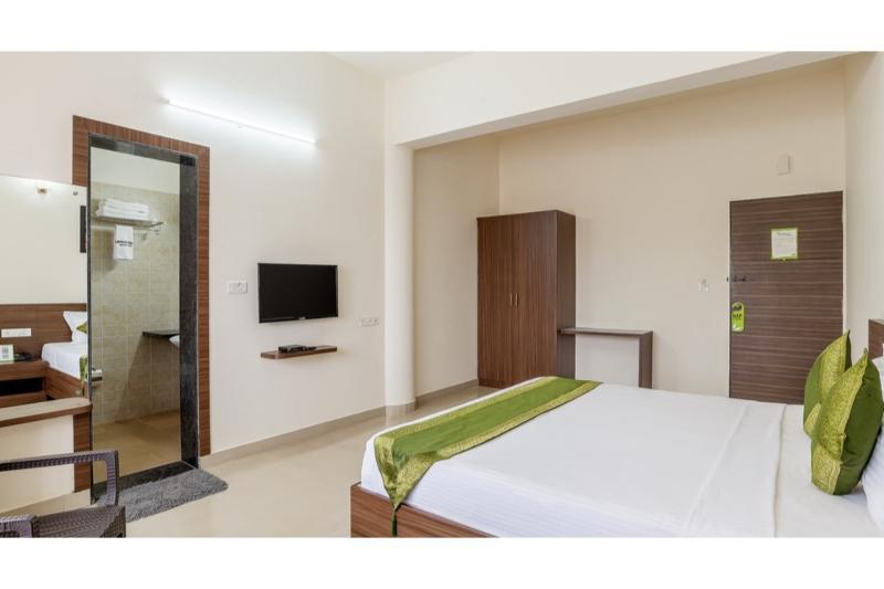 Treebo Comforts Inn, Road Deralakatte Mangalore