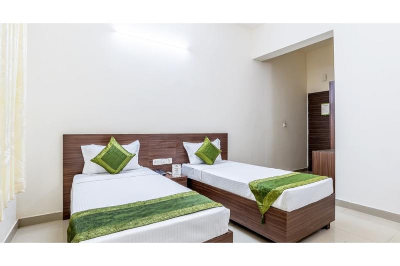 Treebo Comforts Inn, Road Deralakatte 3* Mangalore