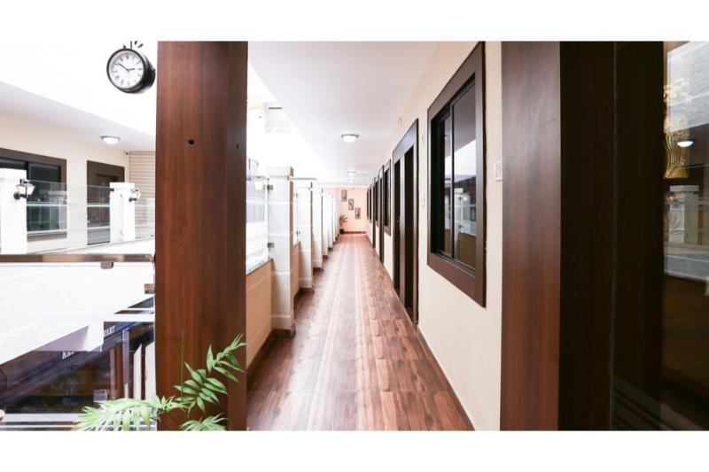 Hotel Treebo Pappilon Palace - Pvs Circle 3*