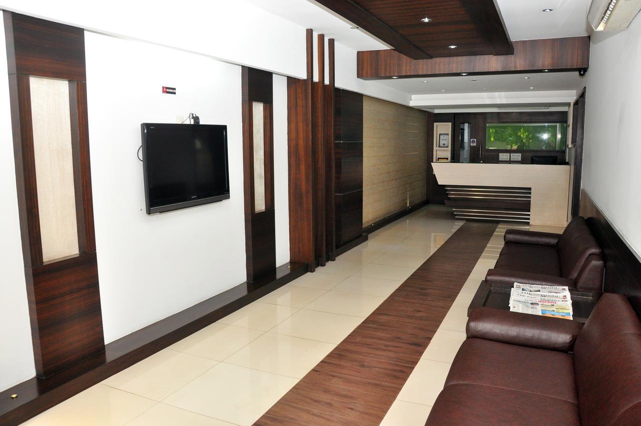 Emporium 2* Mangalore