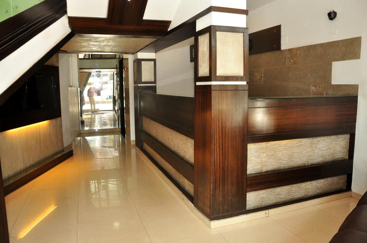 Mayur Residency Hotel *