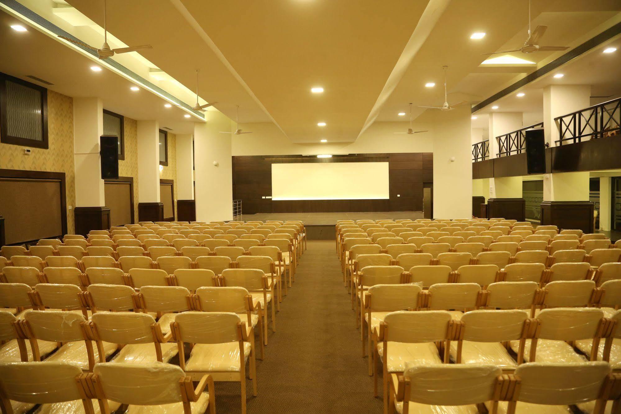 Moti Mahal 4*