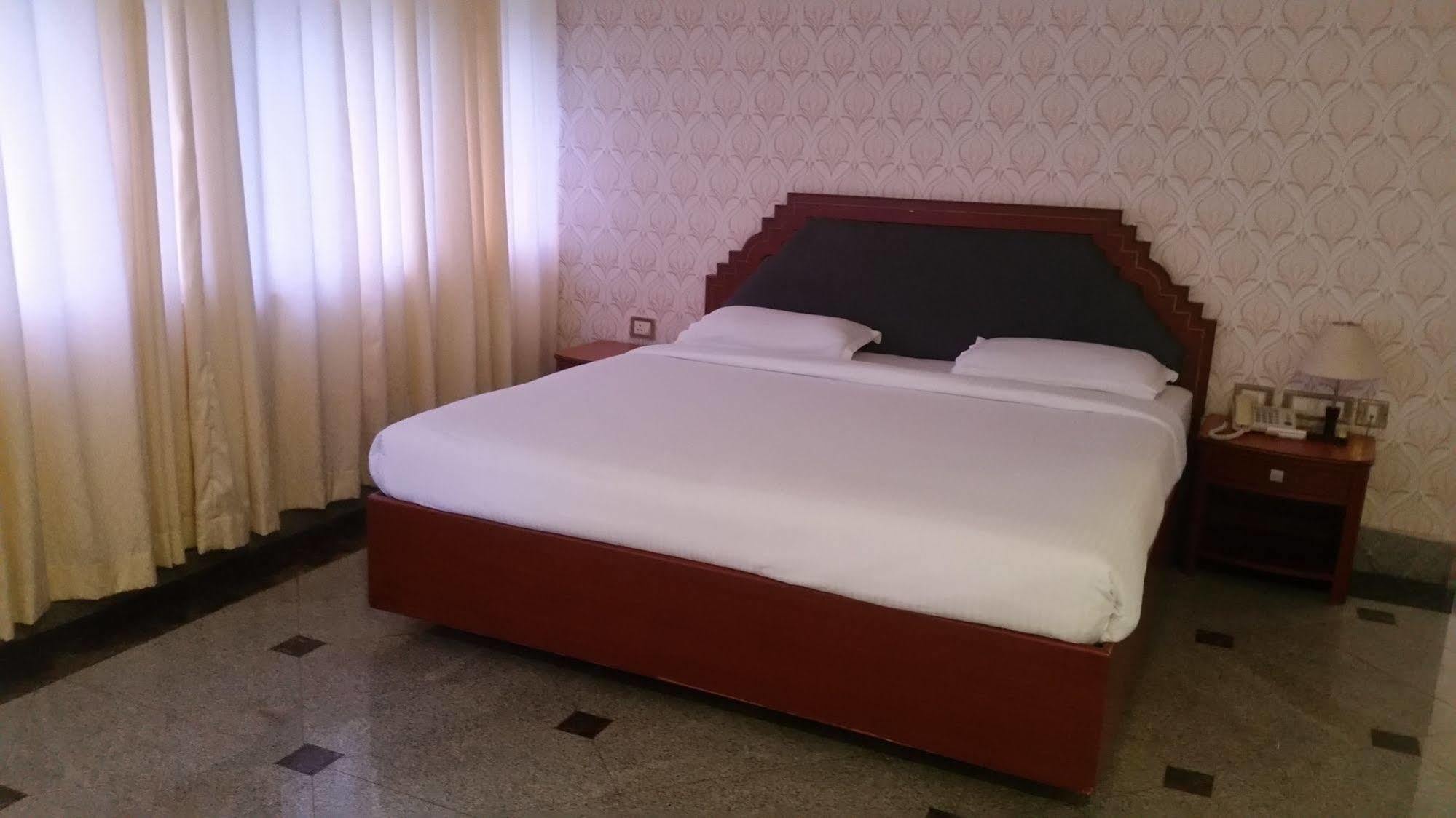 Moti Mahal 4*