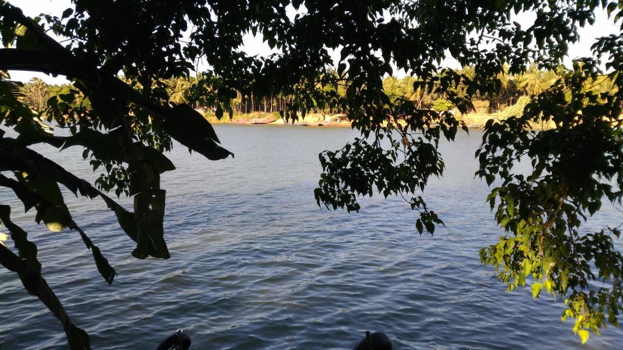 River Roost 3*