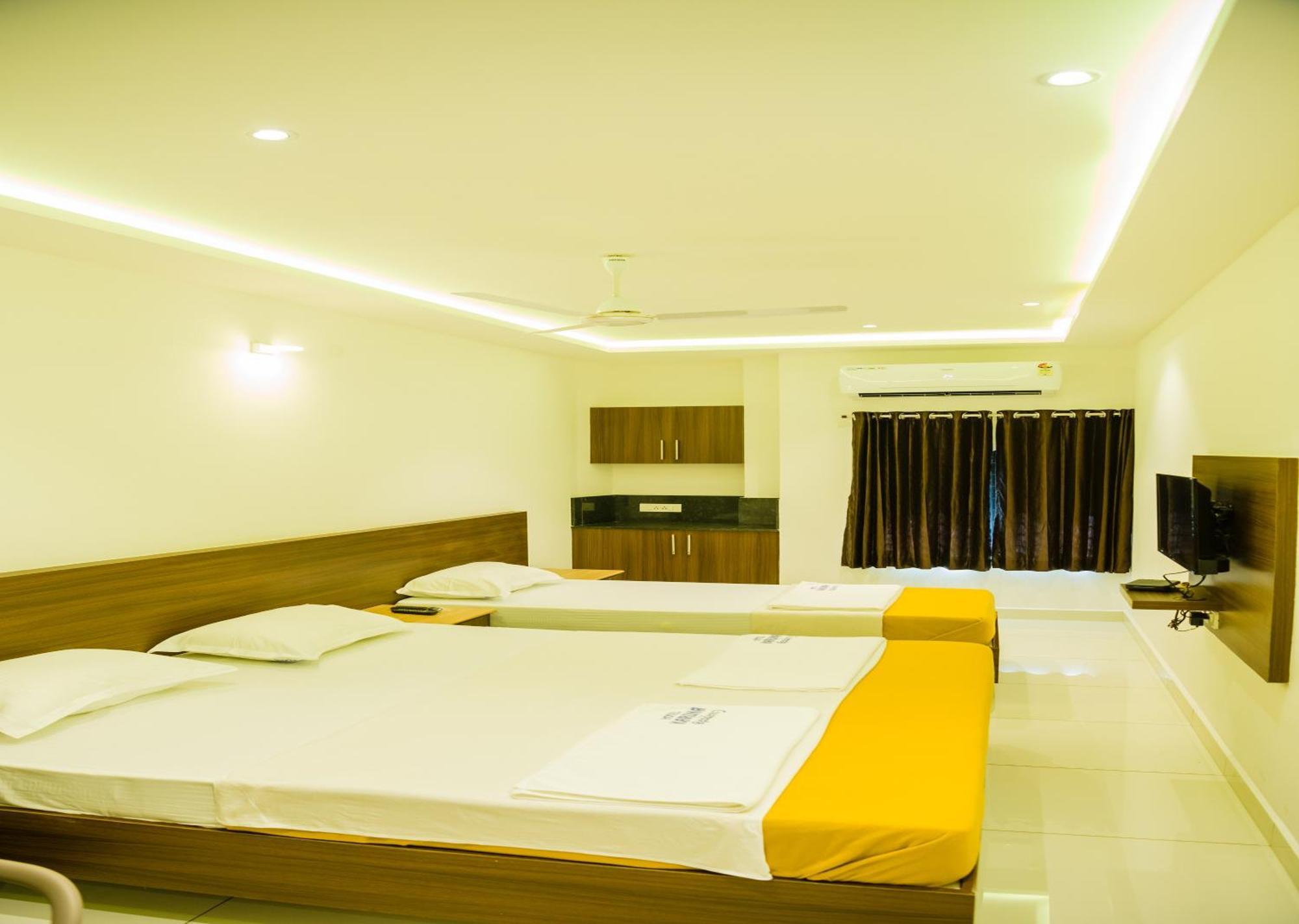 Karuna Residency 3*