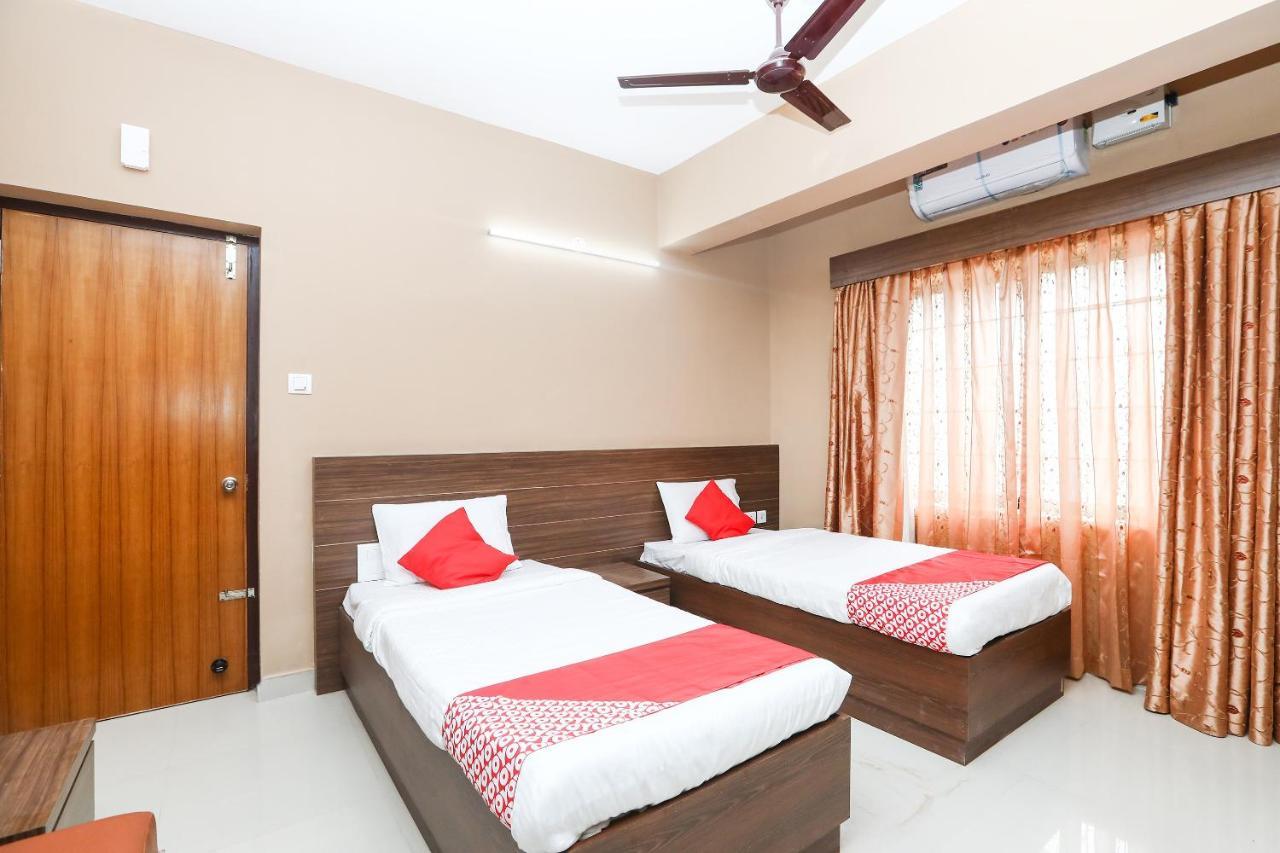 Hotel Oyo 17106 Royal