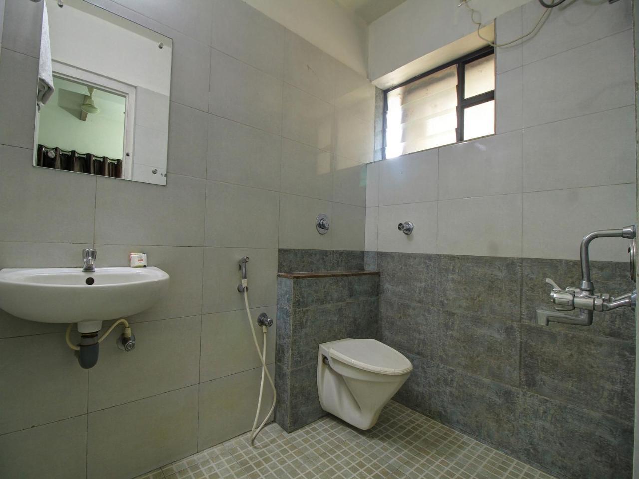 Oyo 16662 Taj Residency 3* Mangalore