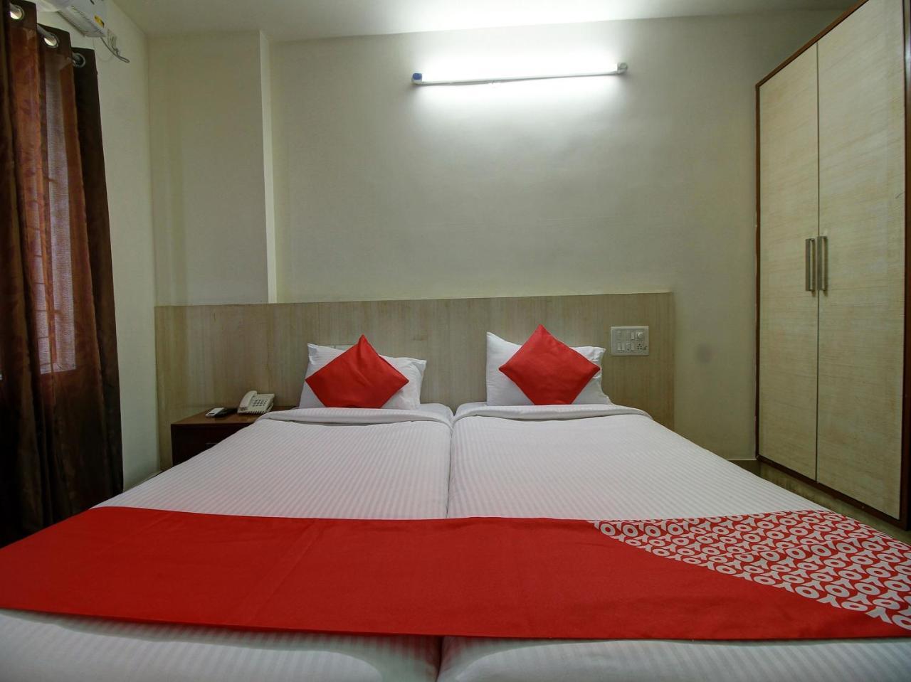 Oyo 16662 Taj Residency 3* Mangalore