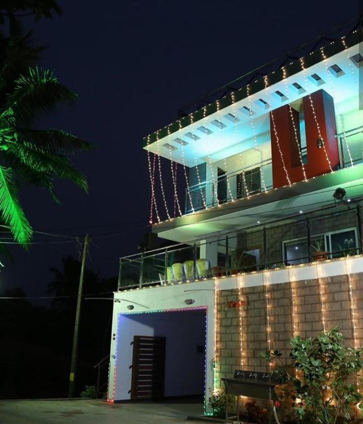 Aryan Beach House *