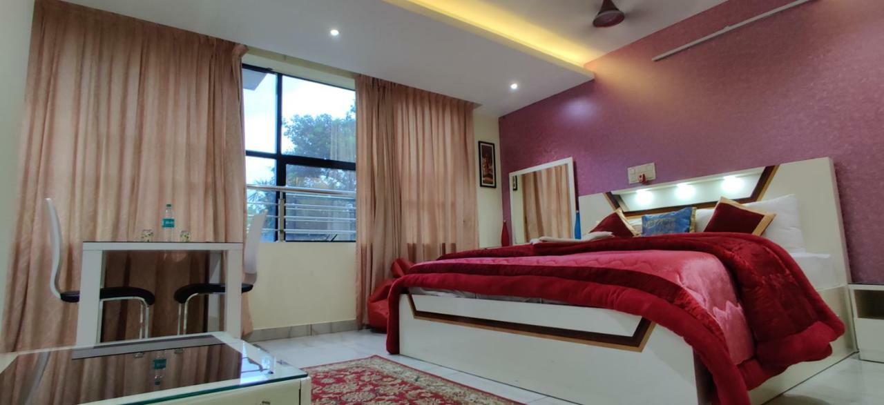 Apartment Rahul Residency *