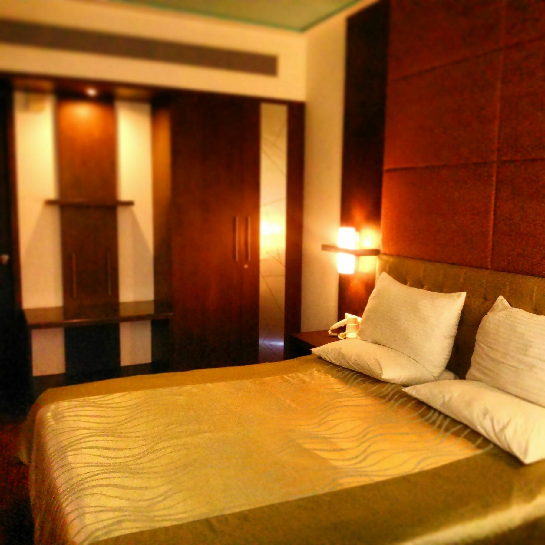 Hotel The Verda Saffron