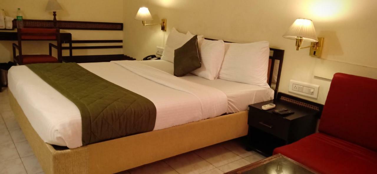 Poonja International Hotel